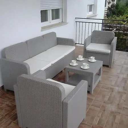 Apartment Grosse In Mit Grossem Pool Pula